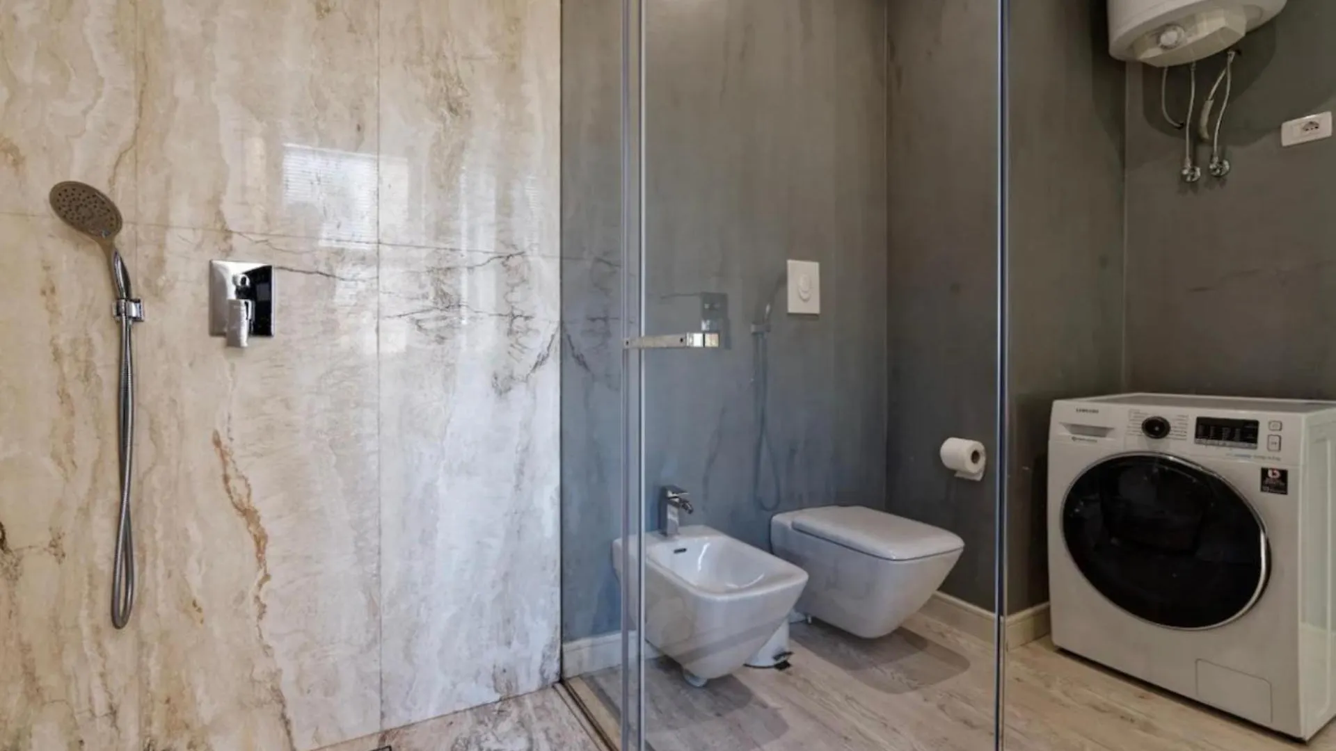 Luxurious Central Apartments Tirana 0*,